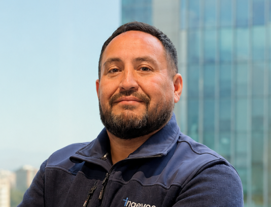 Carlos Bernales