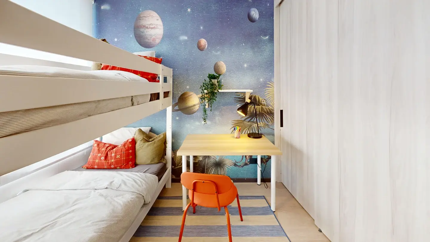 Froilan-Bedroom